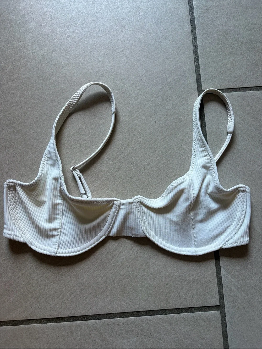 Frankie’s Bikinis White Ribbed Underwire bikini top
